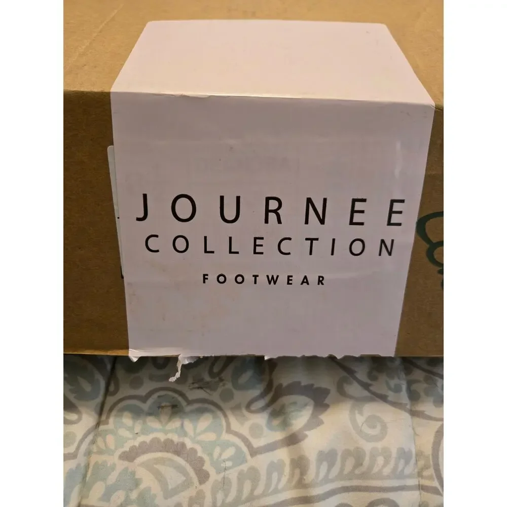 Journee Collection Deandra Blue Faux Suede Bow Pointed‎ Toe Stiletto Booties 8.5